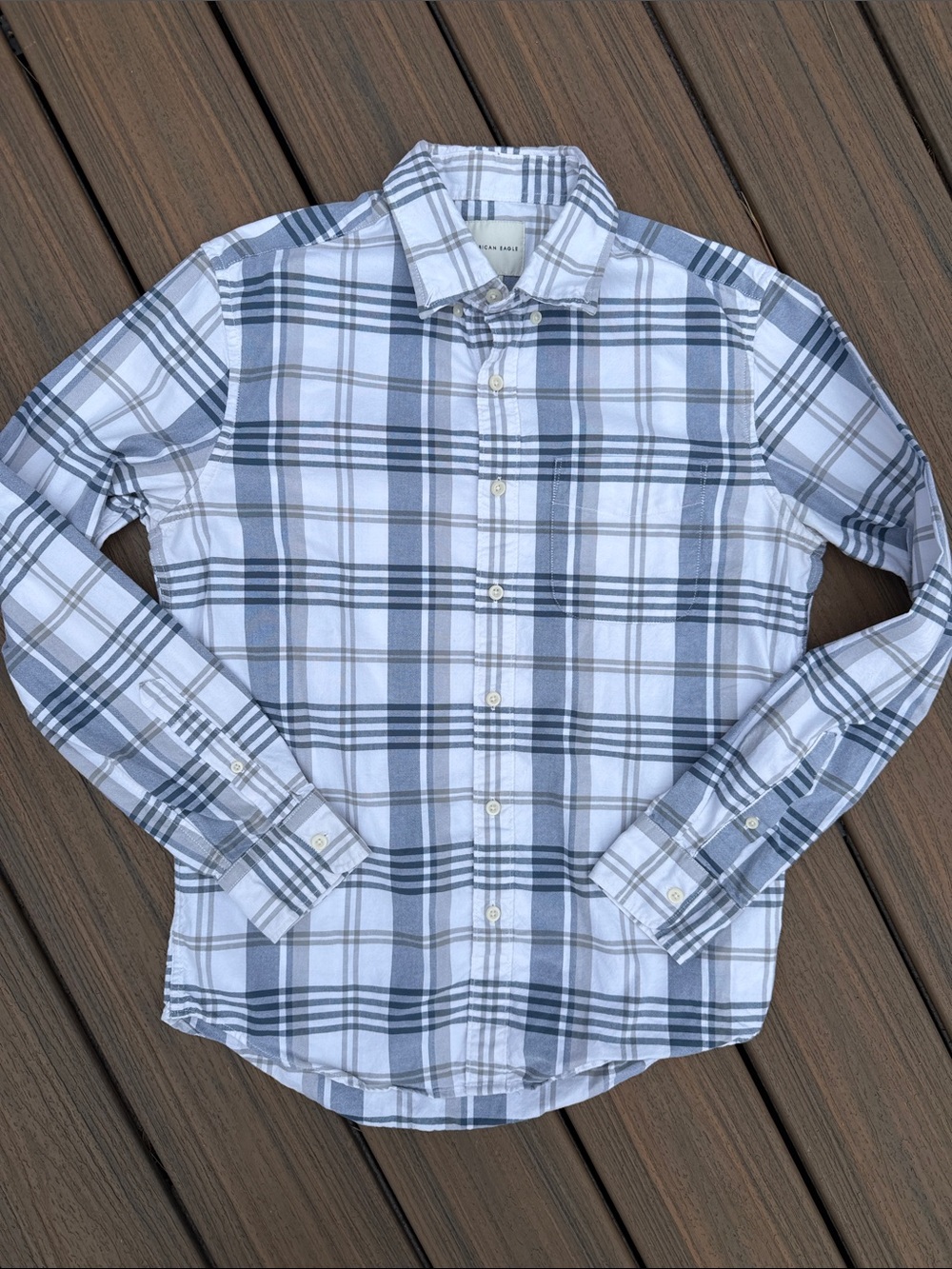 American Eagle Outfitters Plaid Button-Down Shirt - White & Gray